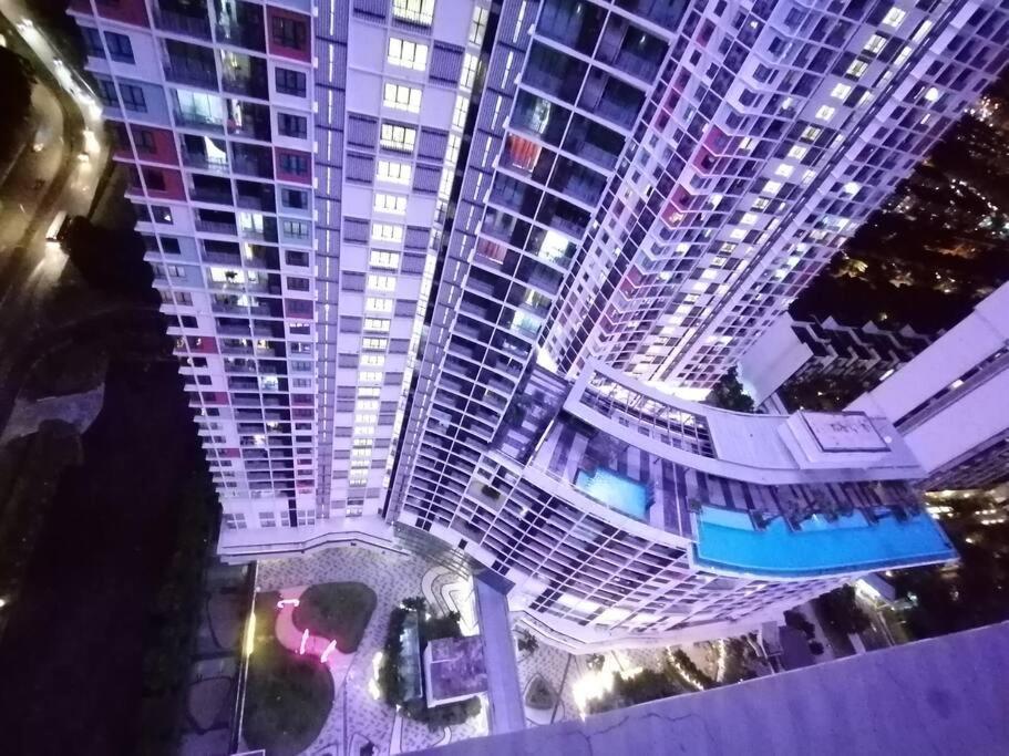 Apartment Duplex 3r2b With Lots Of Entertainments Around! Shah Alam